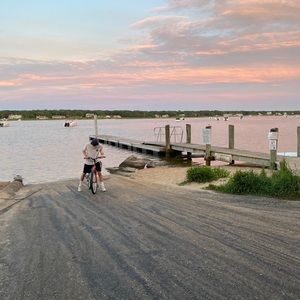 Meet your Posher, Dakota